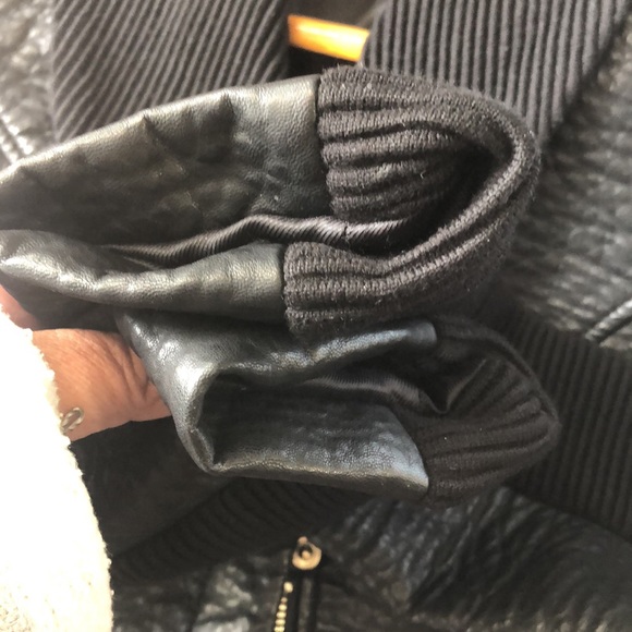 👀 Vegan Bebe crop jacket. Xs - Picture 9 of 13